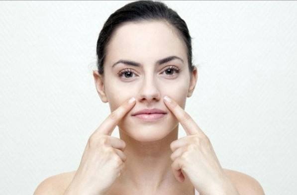 玻尿酸直接涂抹脸部的方法有用吗?效果如何?注射玻尿酸的原理作用