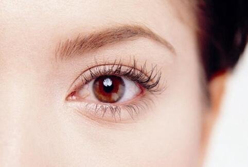 可以在眼睛周用打玻尿酸去除眼部皱纹吗?用玻尿酸改善能痘印凹陷