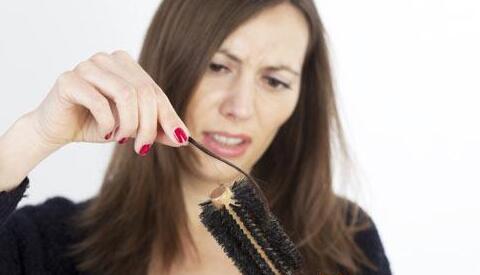 为什么最近老是掉头发特别厉害?很严重怎么办?怎样能防止掉头发